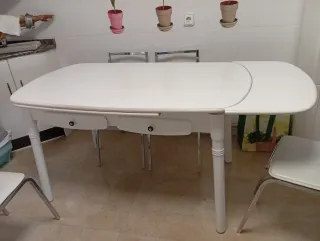 Mesa de cocina extensible blanca