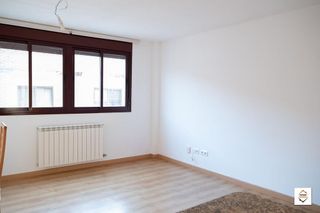 Piso en venta en Valdefierro en Zaragoza