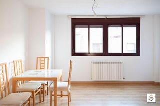 Piso en venta en Valdefierro en Zaragoza
