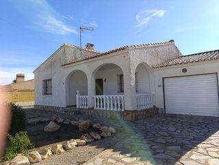 Chalet en venta en La Siesta - El Salado - Torreta en Torrevieja