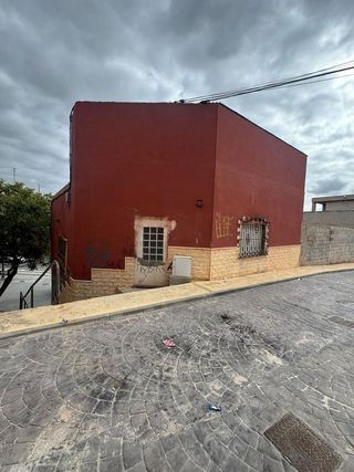 Chalet en venta en Crevillent