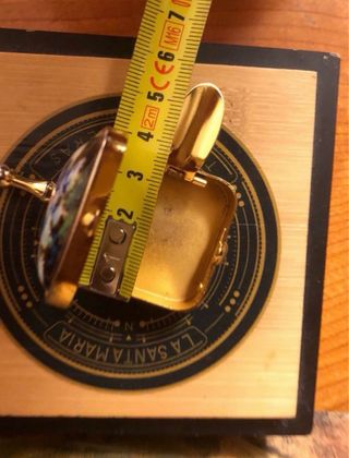 Cenicero portátil antiguo floral