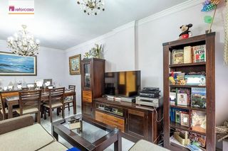 Piso en venta en Almanjáyar en Granada