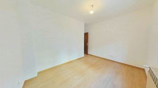 Piso en venta en Pradolongo en Madrid