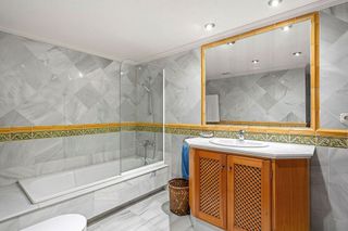 Piso en venta en Benahavís