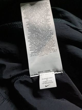 Pantaloncini cargo Nike neri