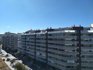 Piso en venta en La Paz en Zaragoza