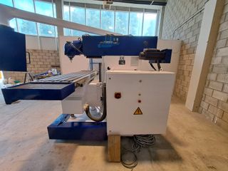 Fresadora CNC Columna Móvil Cabezal Univ