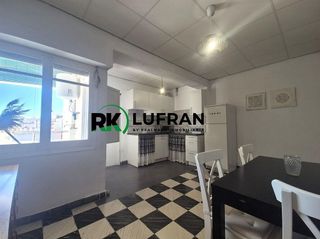 Ático en venta en Mercado en Alicante