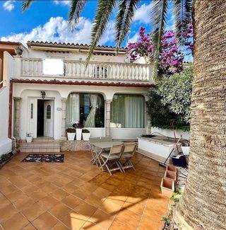 Casa adosada en venta en Empuriabrava en Castelló d´Empúries