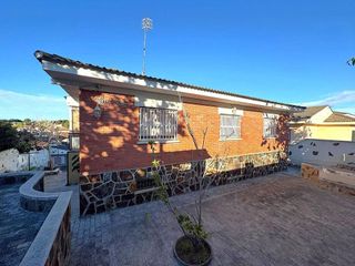 Chalet en venta en Segur de Calafell en Calafell