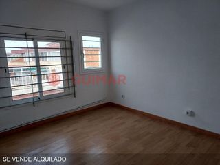 Piso en venta en La Prosperitat en Barcelona
