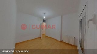 Piso en venta en La Prosperitat en Barcelona