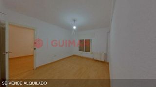 Piso en venta en La Prosperitat en Barcelona