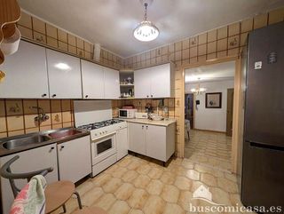 Chalet en venta en Linares