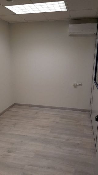 Local comercial en alquiler en Centro en Almería