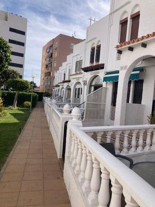 Casa adosada en venta en Torrelamata - La Mata en Torrevieja