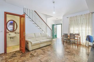 Casa adosada en venta en Algaba (La)