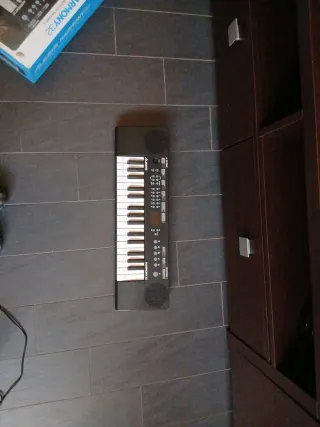 Pianola Alesis Harmony 32