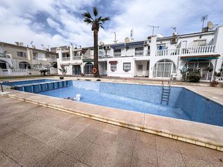 Casa adosada en venta en Playa del Cura en Torrevieja