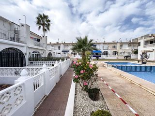 Casa adosada en venta en Playa del Cura en Torrevieja