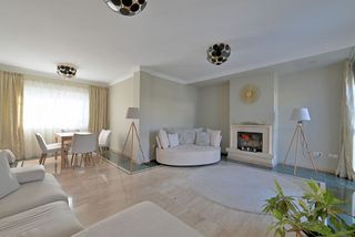 Casa adosada en venta en Calahonda en Mijas