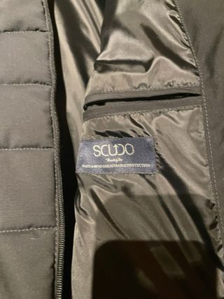 Giubbino in pura lana vergine certificata nero