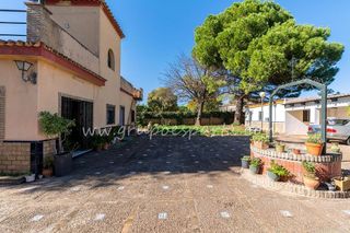 Chalet en venta en Espartinas