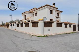Chalet en venta en Cúllar Vega