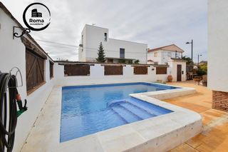 Chalet en venta en Cúllar Vega