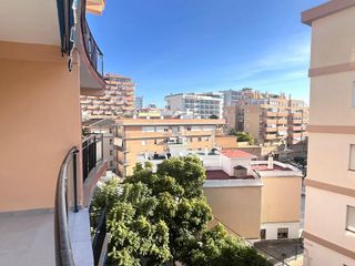 Piso en venta en Playa de los Boliches en Fuengirola