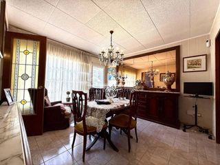 Casa en venta en Estadi-Horta Vermella-Santa Anna en Vic