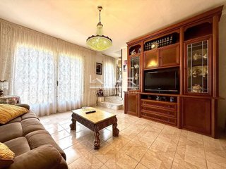 Casa en venta en Estadi-Horta Vermella-Santa Anna en Vic