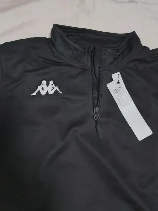 Camiseta deportiva Kappa negra talla M