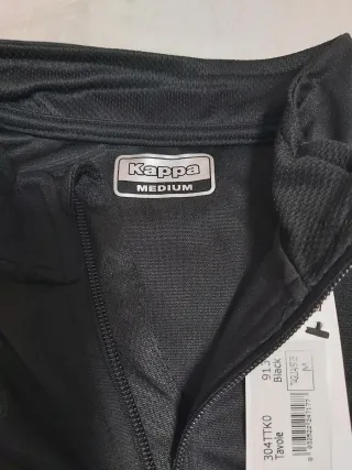 Camiseta deportiva Kappa negra talla M