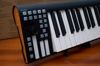 Teclado Controlador MIDI Icon 25 Teclas