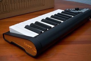 Teclado Controlador MIDI Icon 25 Teclas