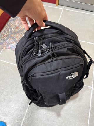 Mochila The North Face Surge 31L Negra