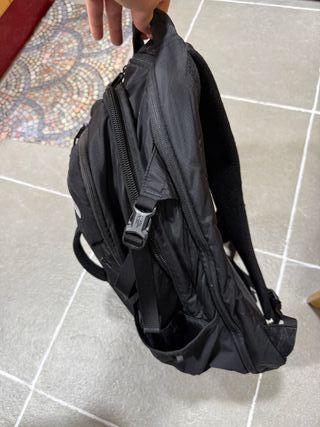 Mochila The North Face Surge 31L Negra