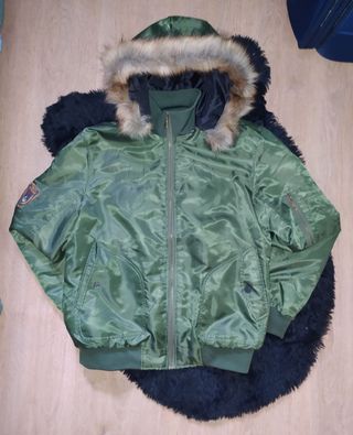 Chaqueta Bomber Verde Talla M/L Nueva