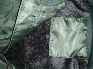 Chaqueta Bomber Verde Talla M/L Nueva