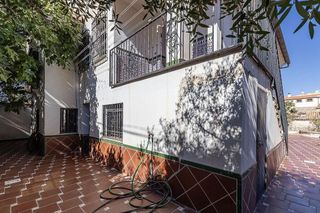 Chalet en venta en Ogíjares