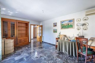 Chalet en venta en Ogíjares