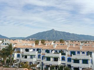 Empresa de Pintura,Resina Epoxi y Papel Decorativo