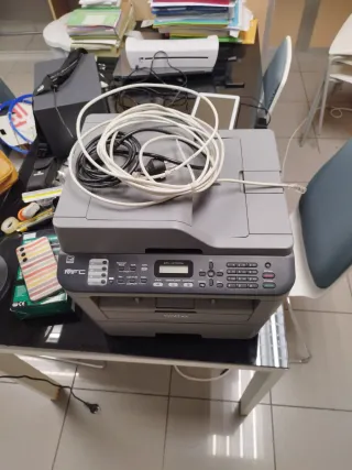 Impresora Brother MFC-L2700DW Multifunción