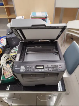 Impresora Brother MFC-L2700DW Multifunción