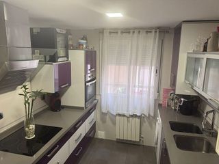 Piso en venta en Renfe - Bulevar 1º y 2º Fase en Jaén