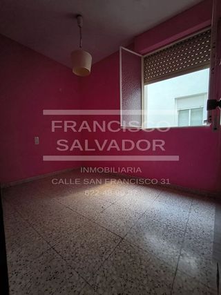 Piso en venta en Lucena