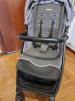 Silla de paseo bebé gris