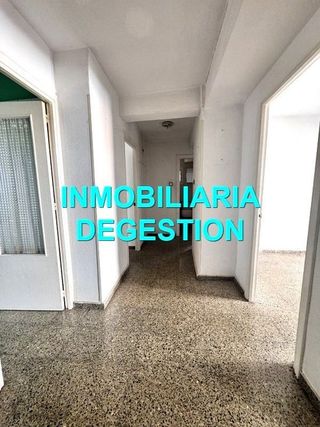 Piso en venta en Linares